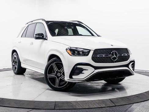 Used 2024 Mercedes-Benz GLE 450e 4MATIC w/ AMG Line Exterior image 1