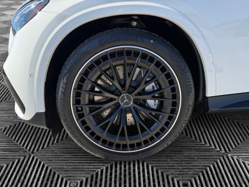 New 2026 Mercedes-Benz GLC 43 AMG 4MATIC image 9