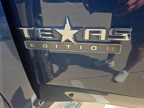 Used 2020 Chevrolet Silverado 2500 LTZ w/ LTZ Texas Edition AWD/4WD image 22