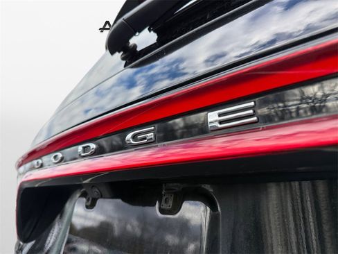 Used 2022 Dodge Durango SXT w/ Anodized Platinum Package image 17