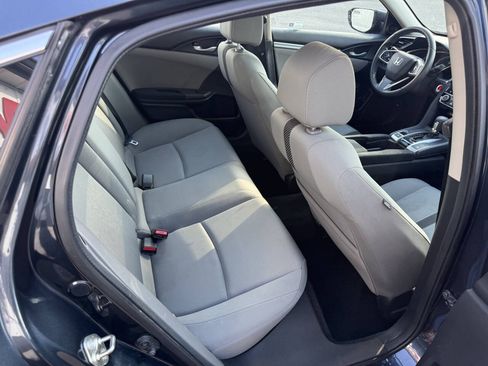 Used 2018 Honda Civic EX image 19