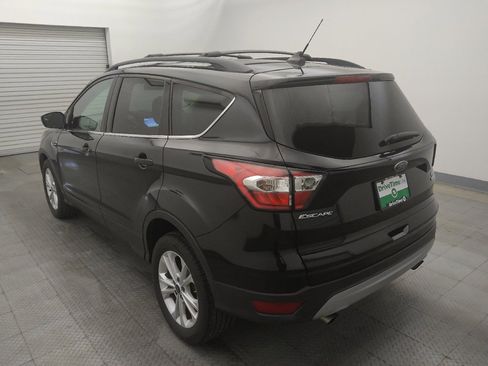 Used 2018 Ford Escape SE w/ SE Sync 3 Package FWD image 5