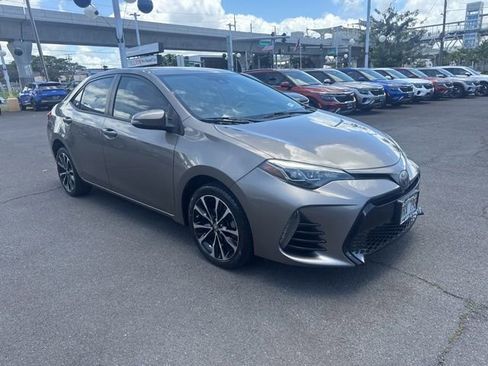 Used 2018 Toyota Corolla SE FWD image 7