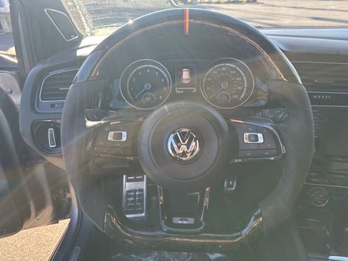 Used 2016 Volkswagen Golf R DCC & Navigation 4Motion image 18