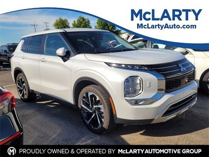 Used 2024 Mitsubishi Outlander SE