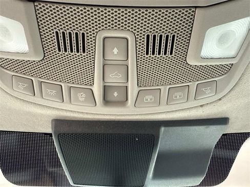 Used 2019 Ford F150 Limited w/ Trailer Tow Package image 18