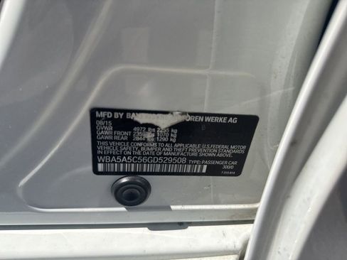 Used 2016 BMW 528i Sedan image 23