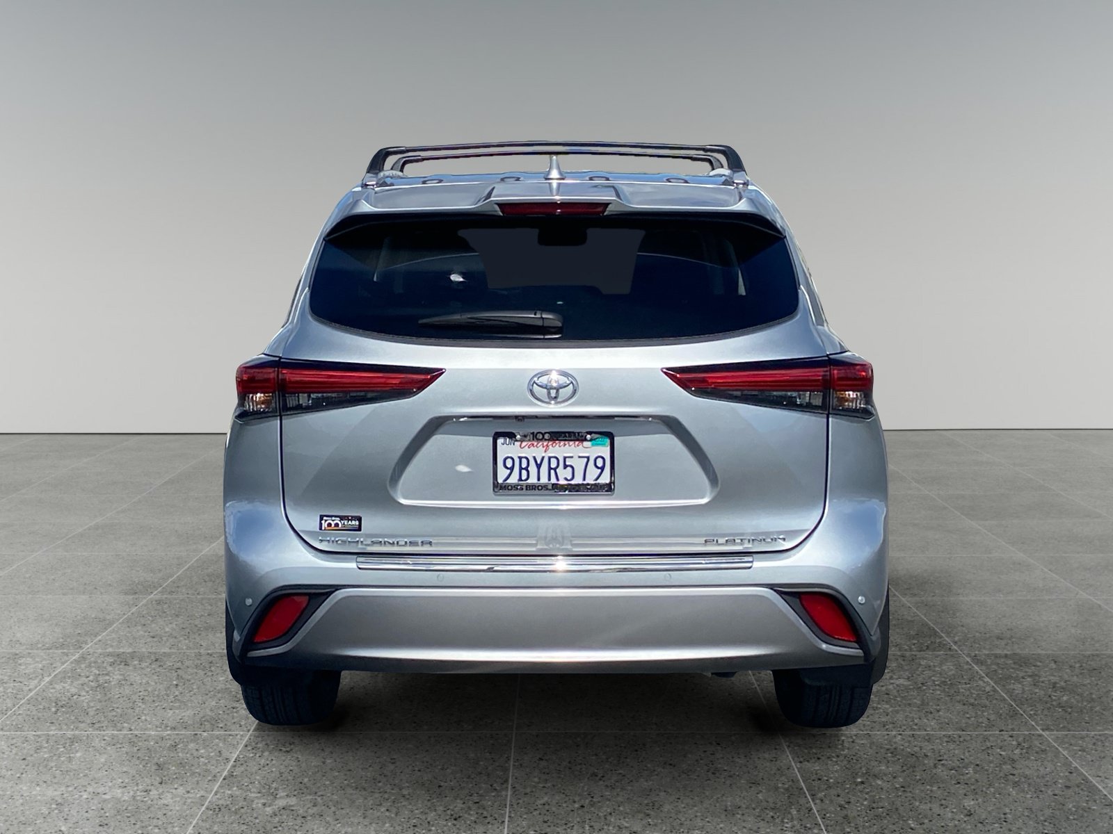 Used 2022 Toyota Highlander Platinum FWD image 4
