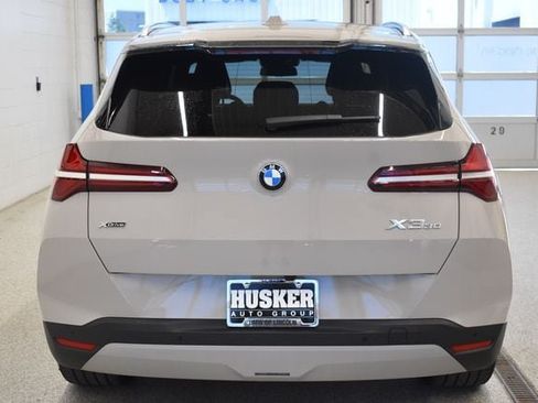 Used 2025 BMW X3 xDrive30i AWD/4WD image 11