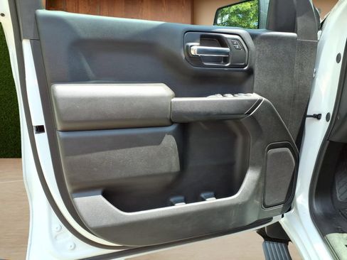 Certified 2024 Chevrolet Silverado 1500 Custom AWD/4WD image 17
