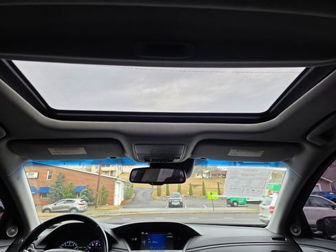 Used 2016 Acura RLX w/ Technology Package image 20