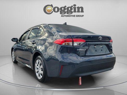 Used 2024 Toyota Corolla LE image 2
