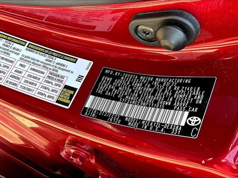 Used 2022 Toyota Corolla SE image 36