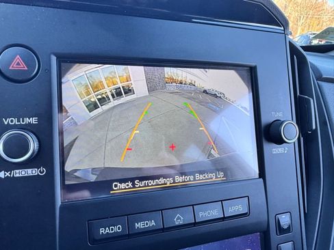 Used 2024 Subaru Crosstrek 2.0i image 16