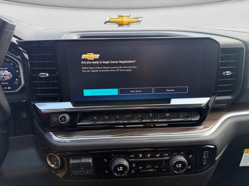 New 2026 Chevrolet Silverado 1500 LT w/ Safety Package RWD image 27