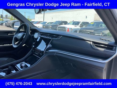 Certified 2023 Jeep Grand Cherokee L Laredo AWD/4WD image 15