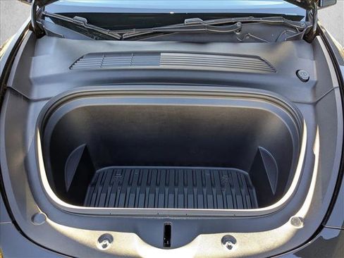 Used 2020 Tesla Model Y Performance image 24