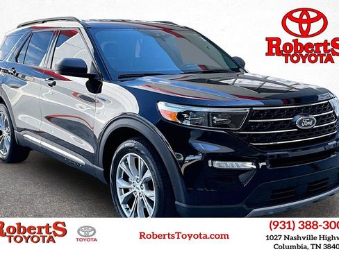 Used 2023 Ford Explorer XLT w/ Equipment Group 202A RWD image 1