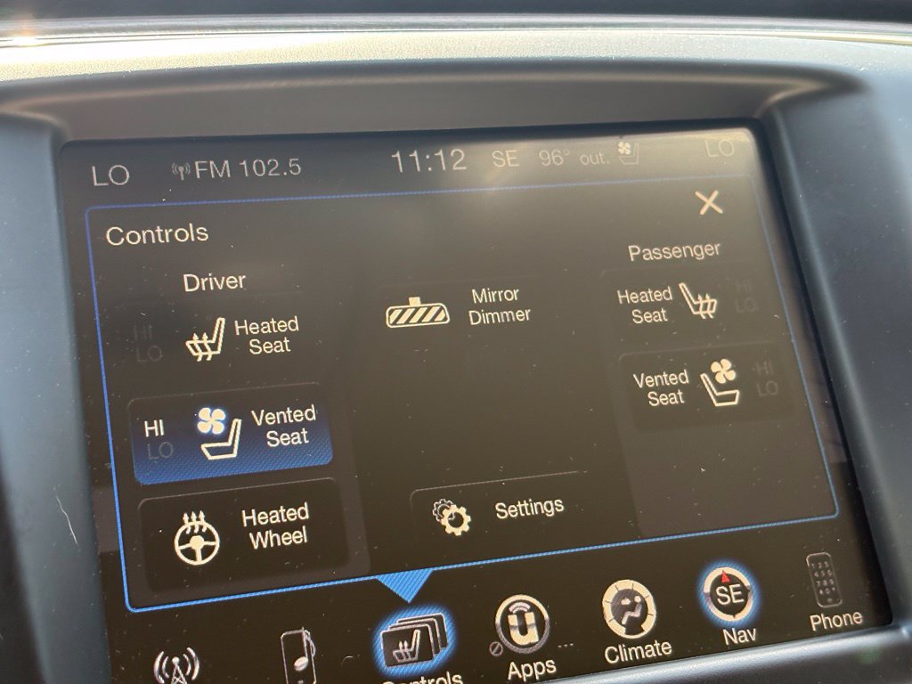 Used 2015 Chrysler 200 C w/ Navigation & Sound Group I FWD image 15