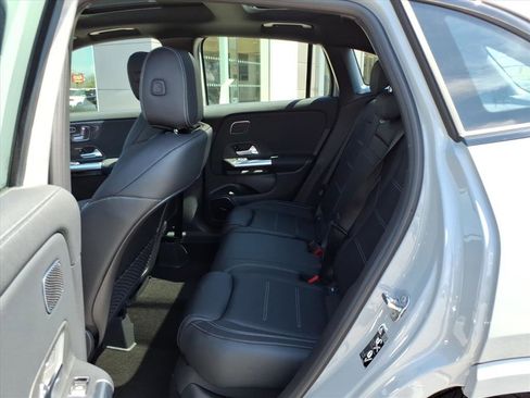 New 2026 Mercedes-Benz GLA 35 AMG 4MATIC image 12