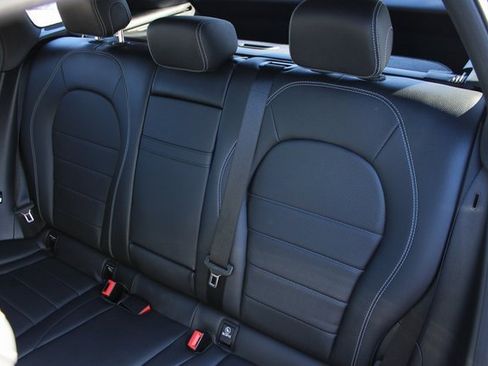 Certified 2018 Mercedes-Benz GLC 300 4MATIC image 31