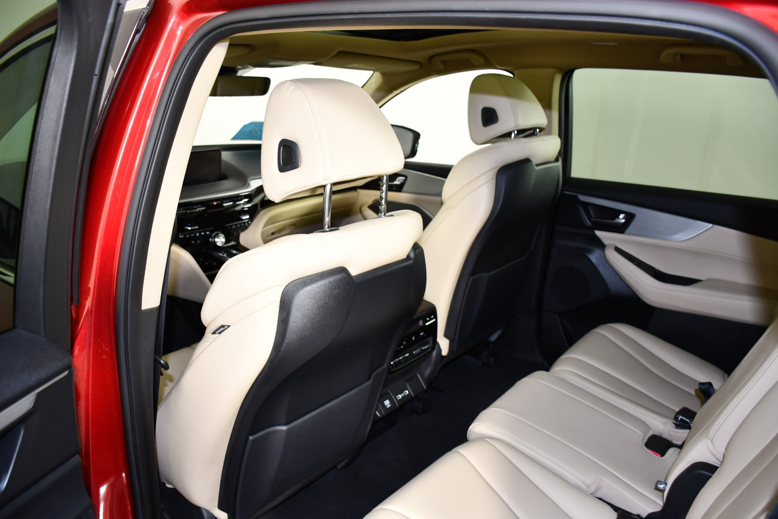 Certified 2023 Acura MDX SH-AWD image 47