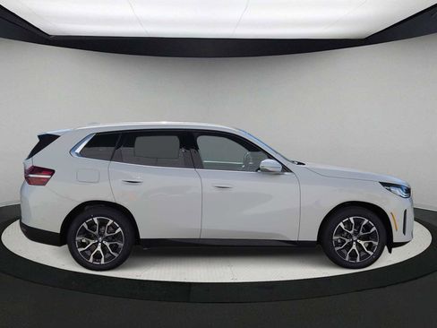 New 2026 BMW X3 xDrive30 w/ Convenience Package image 9