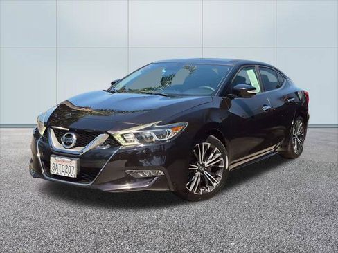 Used 2017 Nissan Maxima Platinum w/ Medallion Package FWD image 1