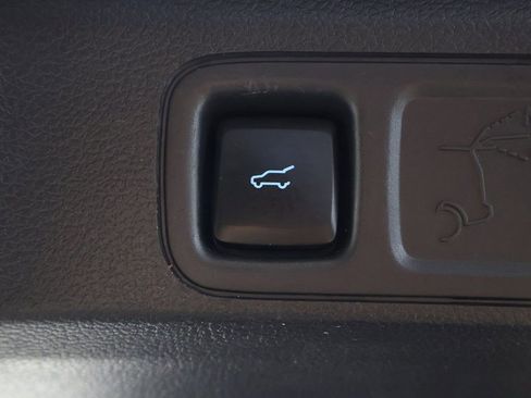 Used 2024 Ford Expedition Max XLT image 61