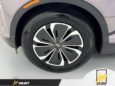 Used 2024 Chevrolet Blazer EV LT AWD/4WD image 34