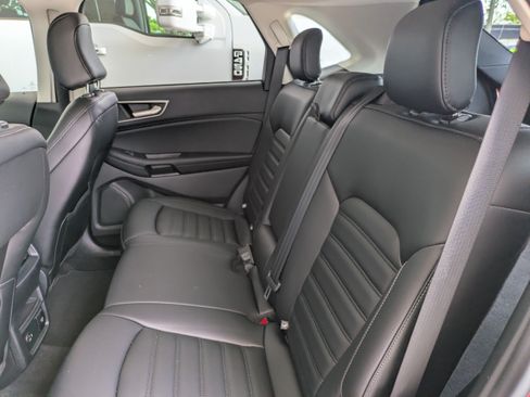 Used 2022 Ford Edge SEL w/ Convenience Package AWD/4WD image 15