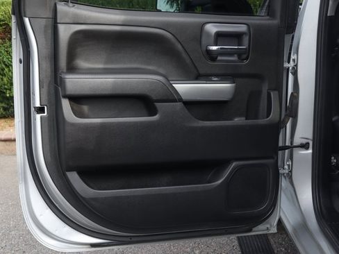 Used 2019 Chevrolet Silverado 2500 LTZ w/ Duramax Plus Package image 38