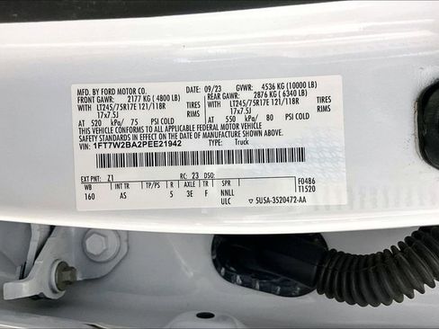 Used 2023 Ford F250 XL w/ FX4 Off-Road Package image 32