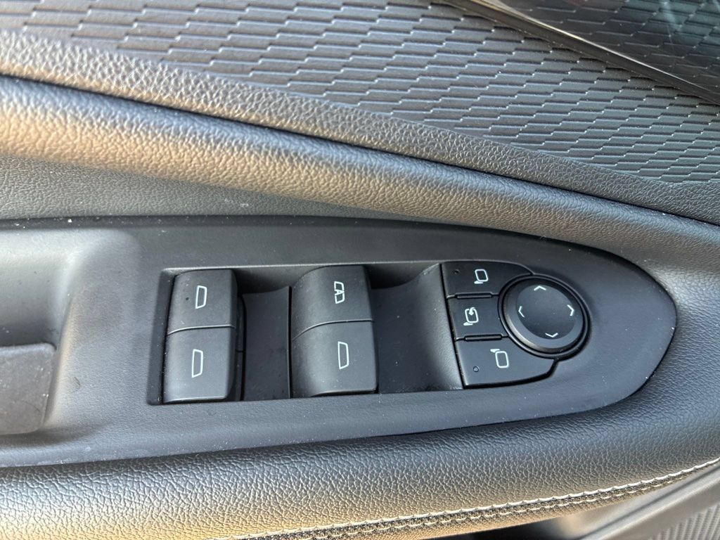 Used 2024 Chevrolet Blazer EV LT AWD/4WD image 7
