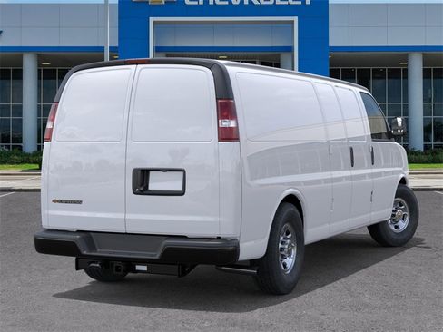 New 2025 Chevrolet Express 3500 Extended w/ Driver Convenience Package image 4
