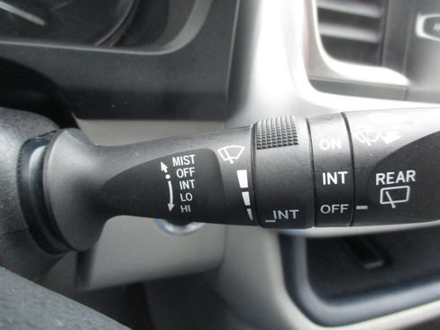 Used 2014 Toyota Highlander XLE AWD/4WD image 23