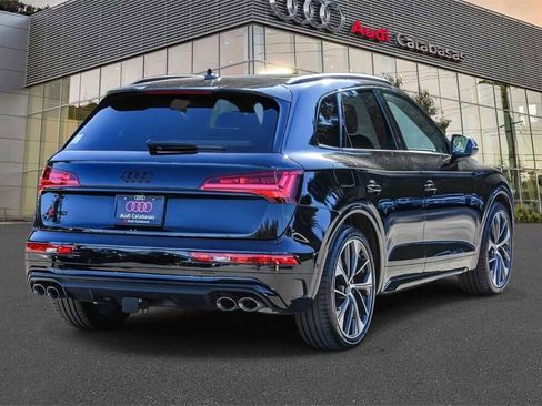 Used 2024 Audi SQ5 Prestige w/ Prestige Package image 4