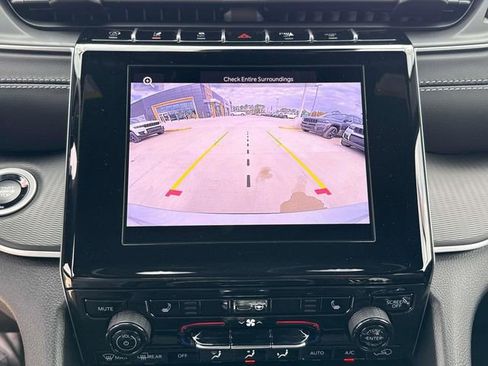 New 2025 Jeep Grand Cherokee L Altitude RWD image 21