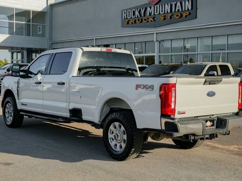 Used 2023 Ford F250 XLT w/ FX4 Off-Road Package image 12