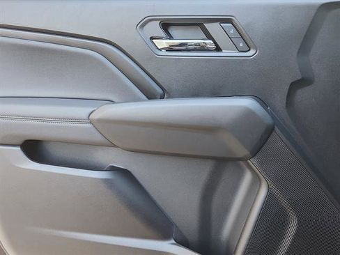 Used 2024 Chevrolet Colorado LT w/ LT Convenience Package II image 18