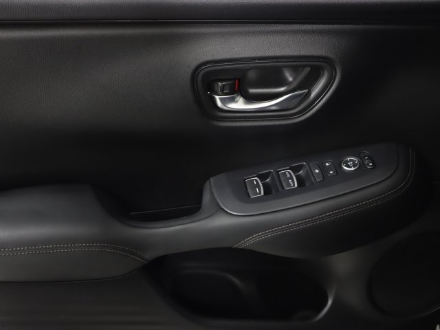 Used 2023 Honda HR-V EX-L image 11
