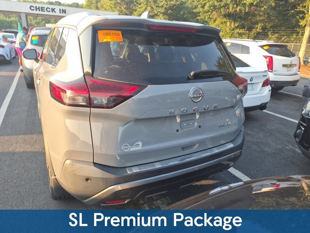 Used 2023 Nissan Rogue SL w/ SL Premium Package AWD/4WD image 2