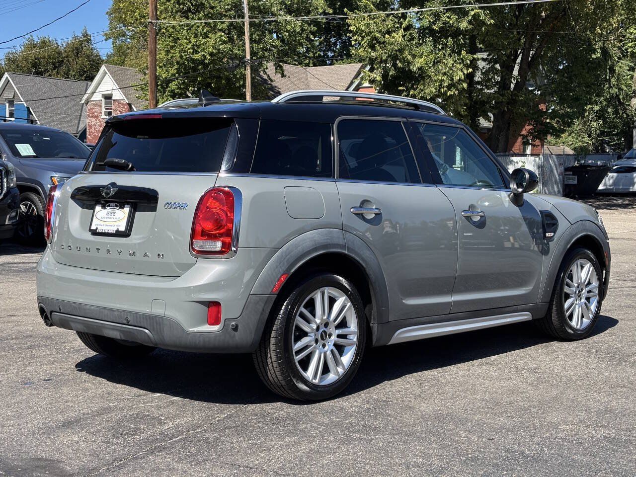 Used 2017 MINI Cooper Countryman FWD image 8