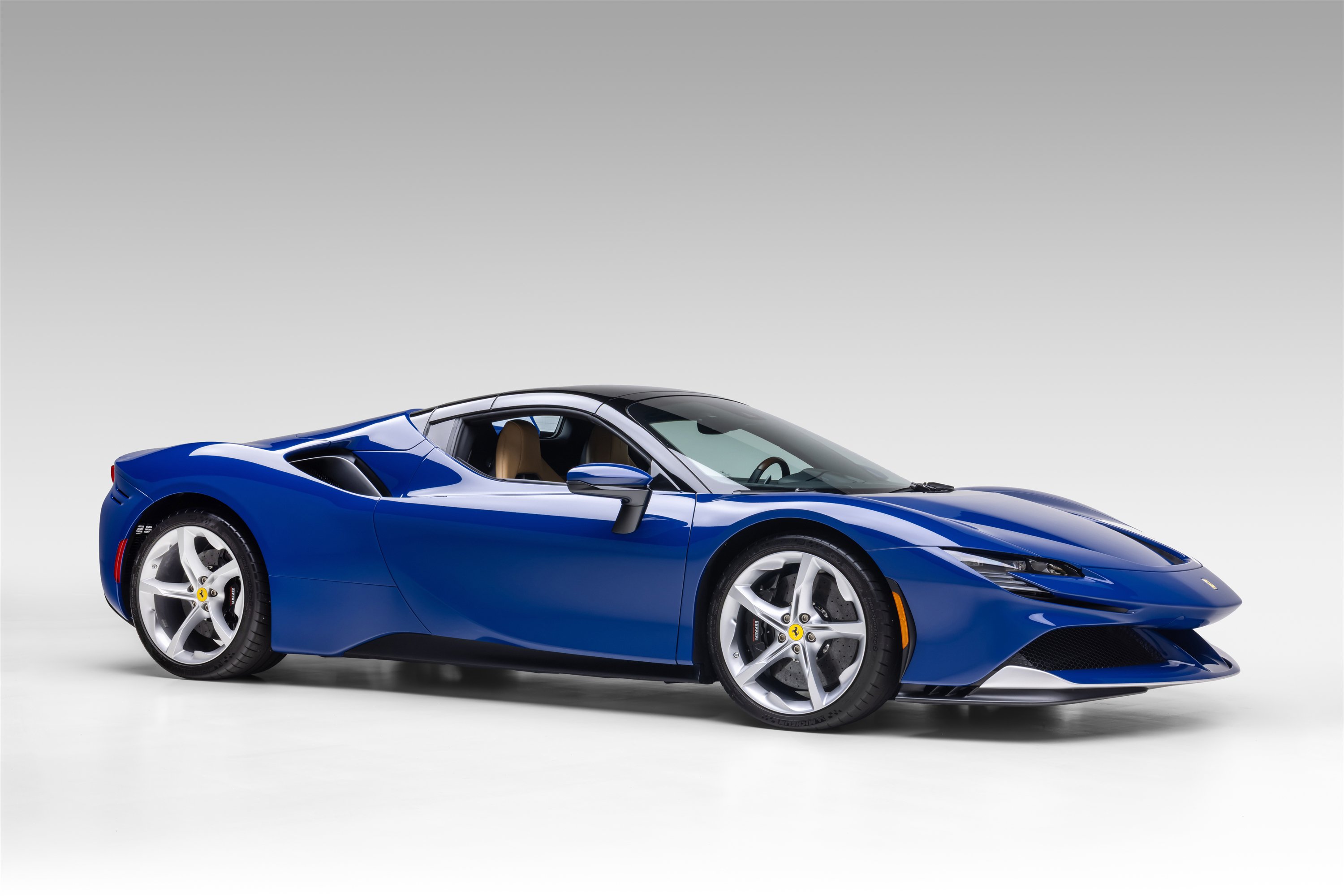 Certified 2022 Ferrari SF90 Spider AWD/4WD image 12
