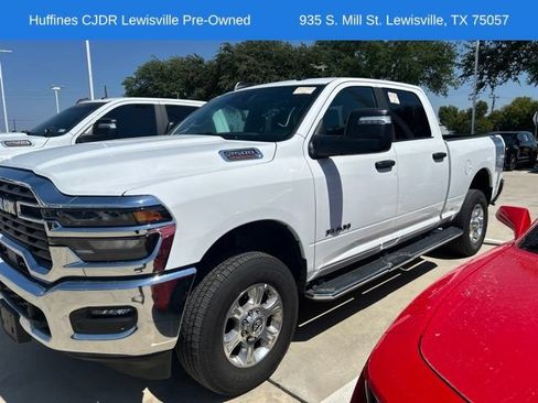 Certified 2026 RAM 2500 Big Horn AWD/4WD image 3