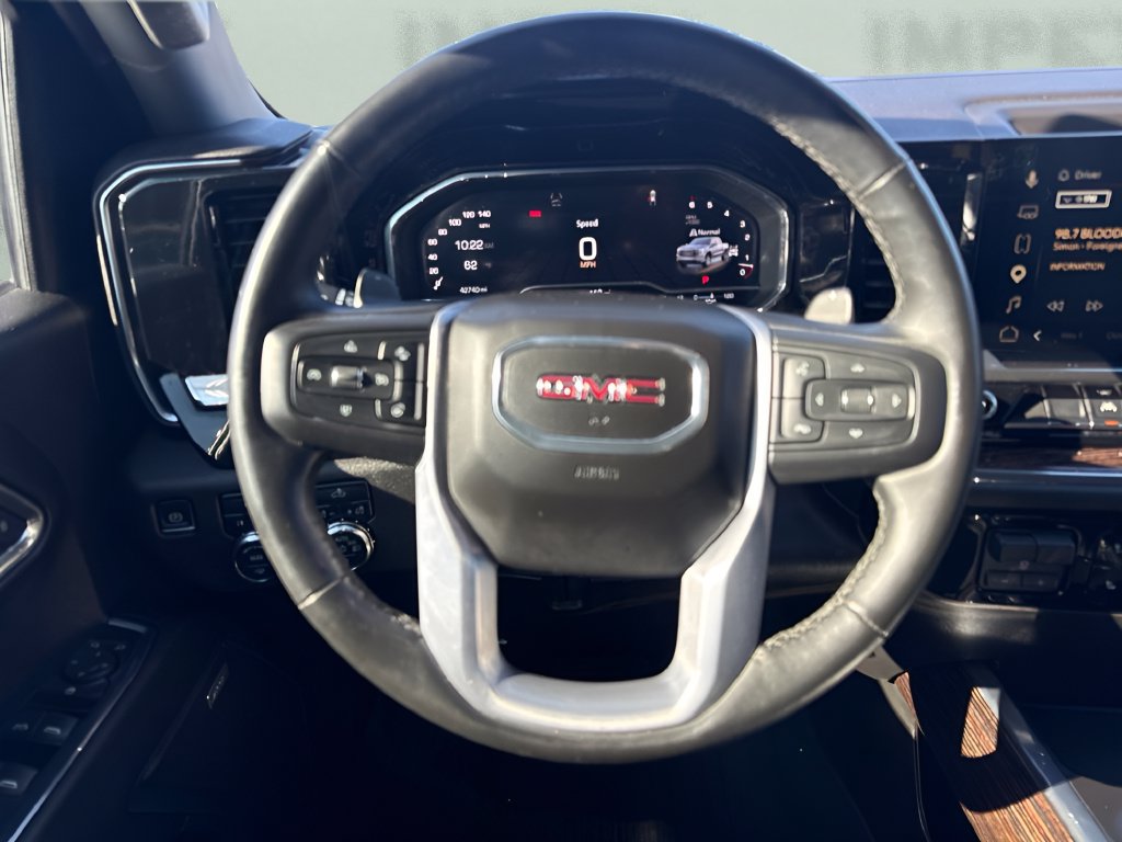 Used 2024 GMC Sierra 1500 Elevation w/ Preferred Package AWD/4WD image 12