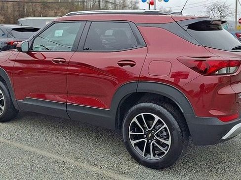 Used 2024 Chevrolet TrailBlazer LT image 6