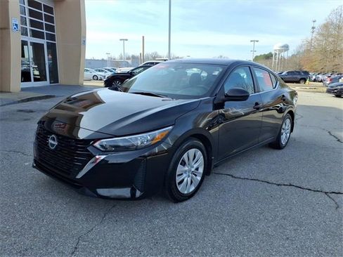 Certified 2024 Nissan Sentra S image 19