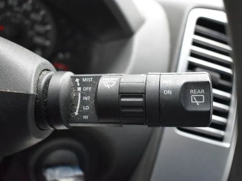 Used 2009 Nissan Xterra S image 25