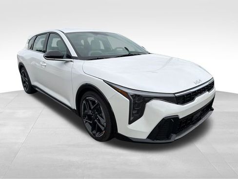 New 2026 Kia K4 EX FWD image 1